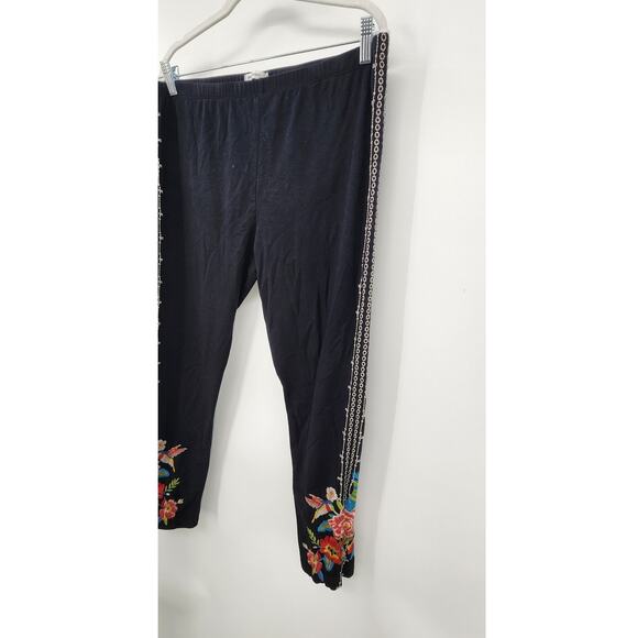 Johnny Was Style J61518-1 Leggings Black Embroidered Size XL Floral Humming Bird - Picture 5 of 11
